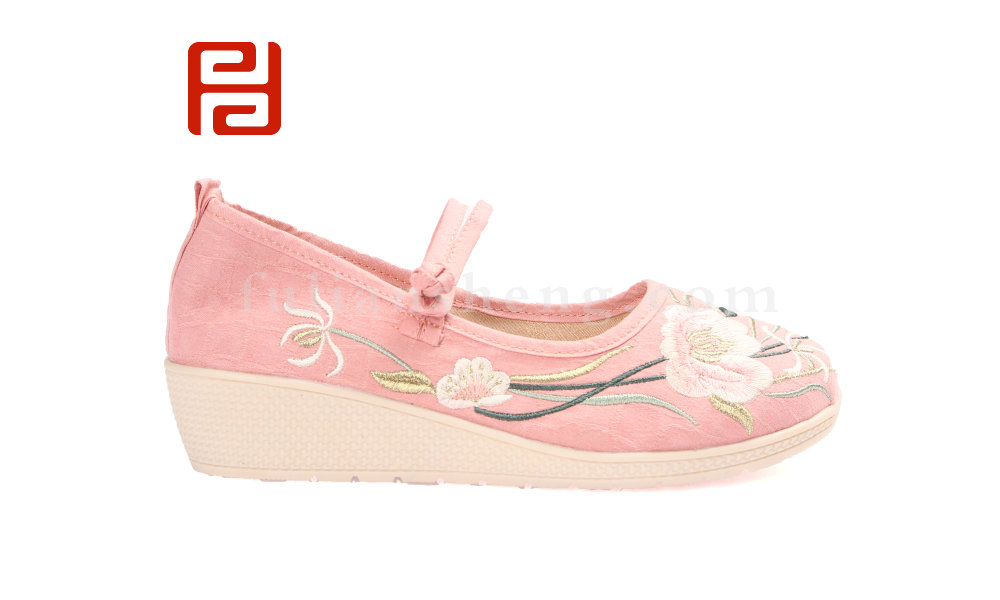 福連升老北京布鞋春時(shí)尚民族風(fēng)繡花坡跟女單鞋(圖3)