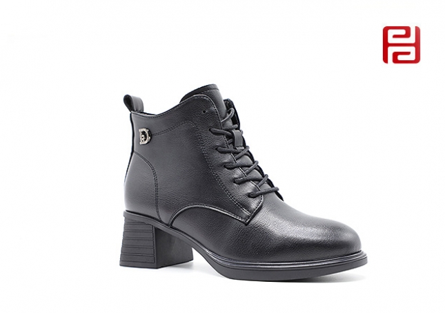 福連升冬季新款輕松工作女鞋魅力時裝時尚短靴