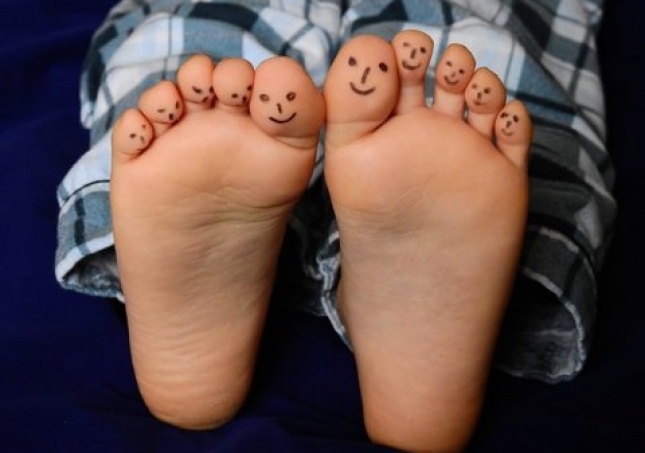 中年人保持足部健康應(yīng)該怎么做？