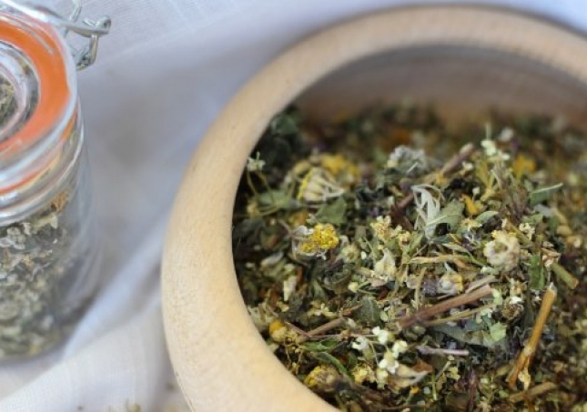 活血化瘀用什么泡腳-什么藥泡腳能舒筋活血？